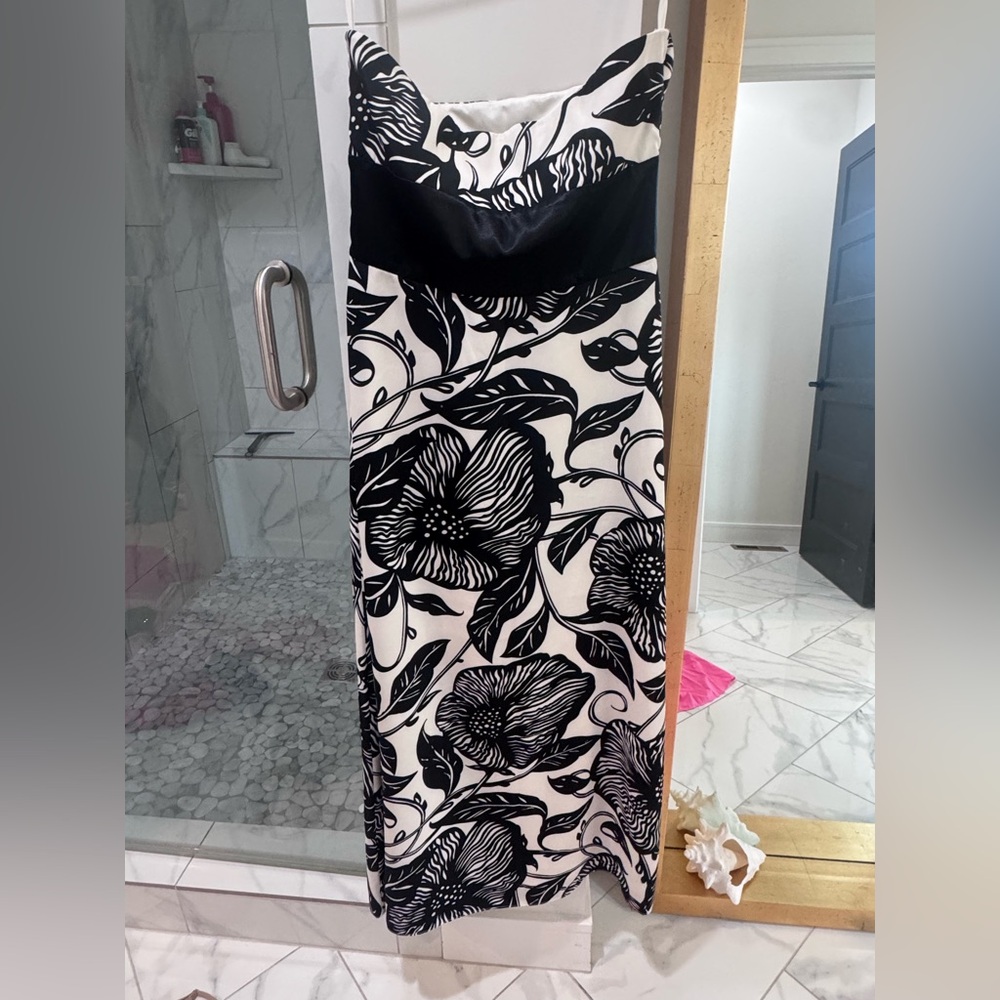 White House Black Market Monochrome Floral Maxi Dress